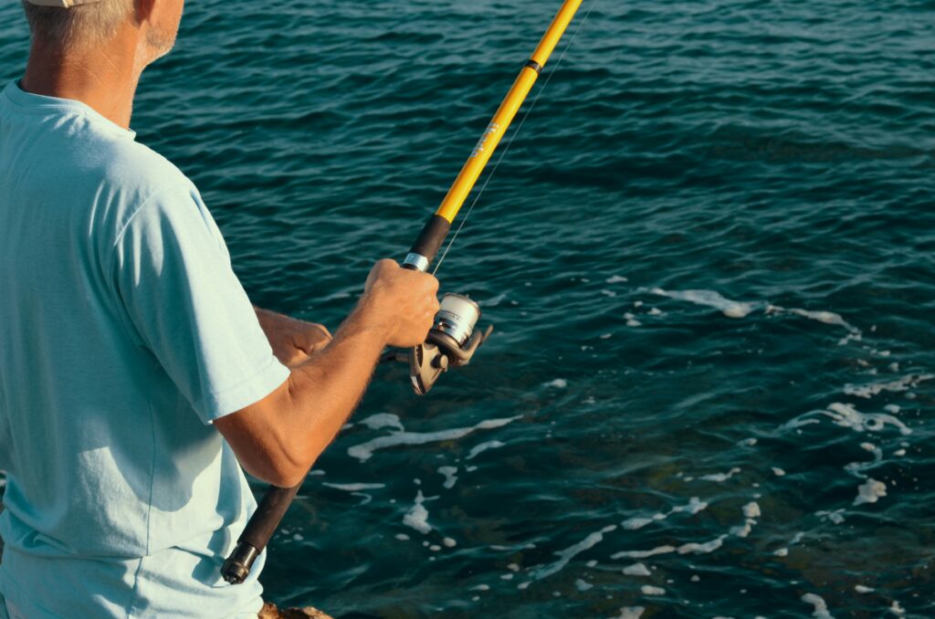 5 Best Surf Fishing Rods And Reel Combos 10 ft fishingblaze.com 1